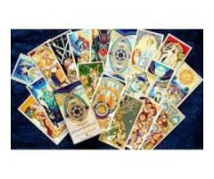 Tarot - Prezicerea viitorului prin ghicitul in carti este la indemana ta.